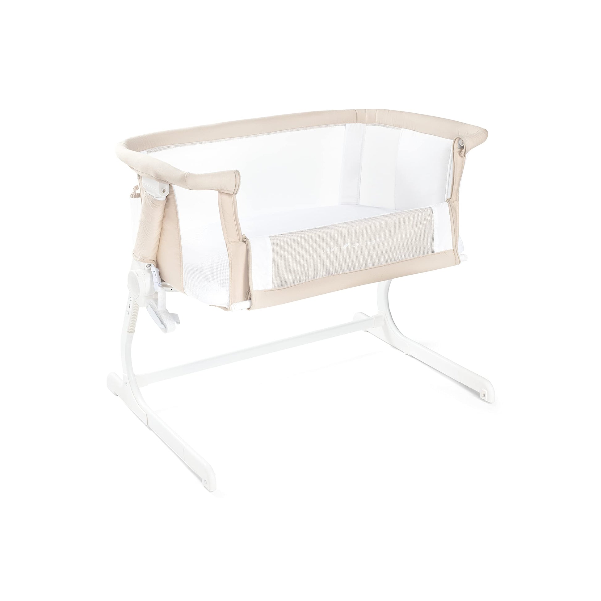 Baby Delight Beside Me Dreamer Bassinet Bedside Sleeper