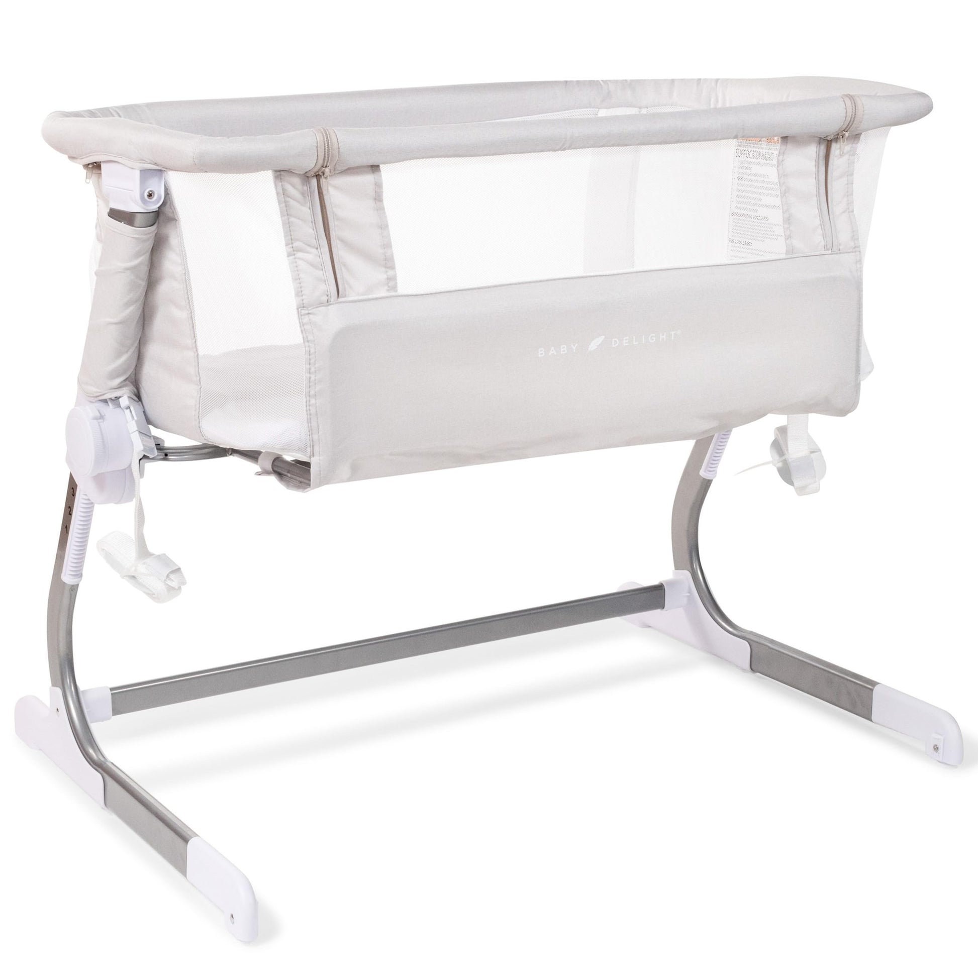 Baby Delight Beside Me Dreamer Bassinet Bedside Sleeper